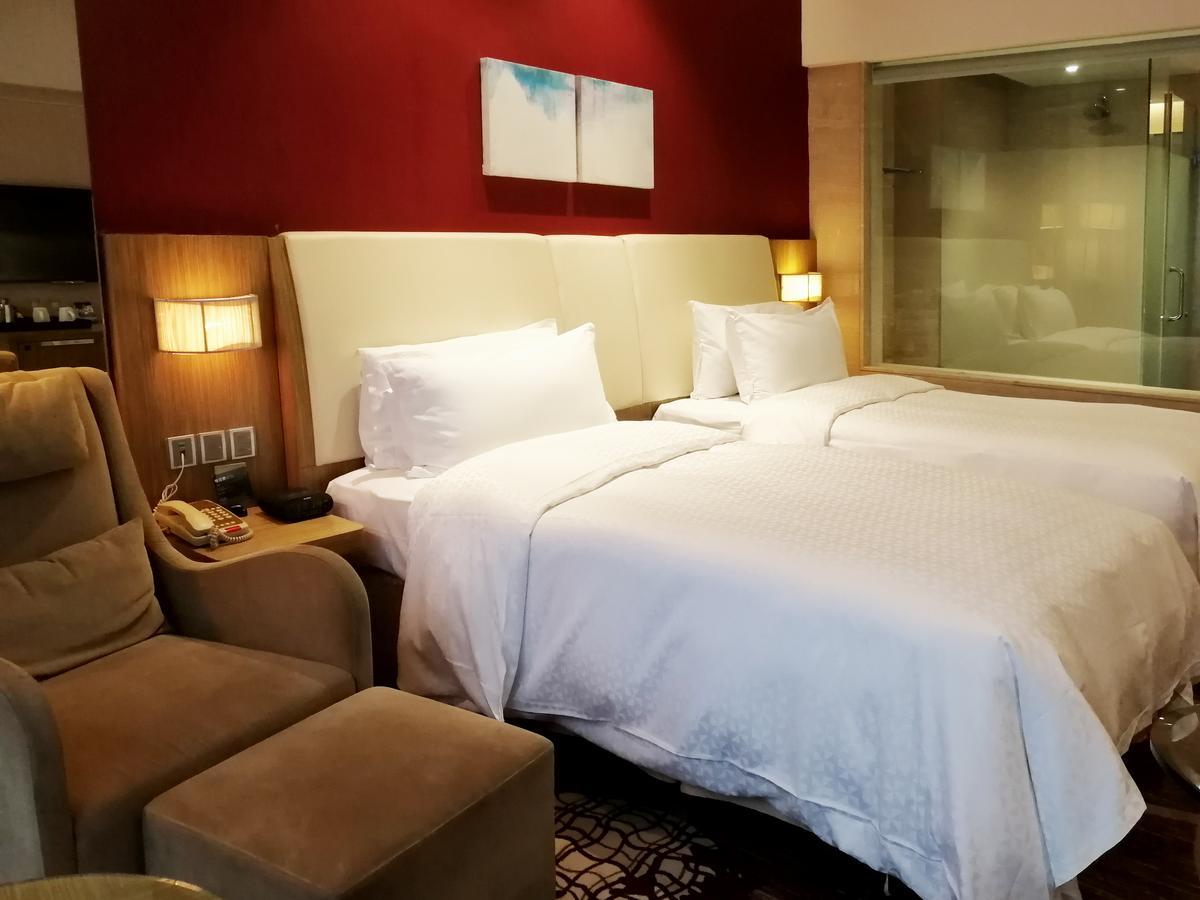 Four Points By Sheraton Tai'An Tai'an  Extérieur photo